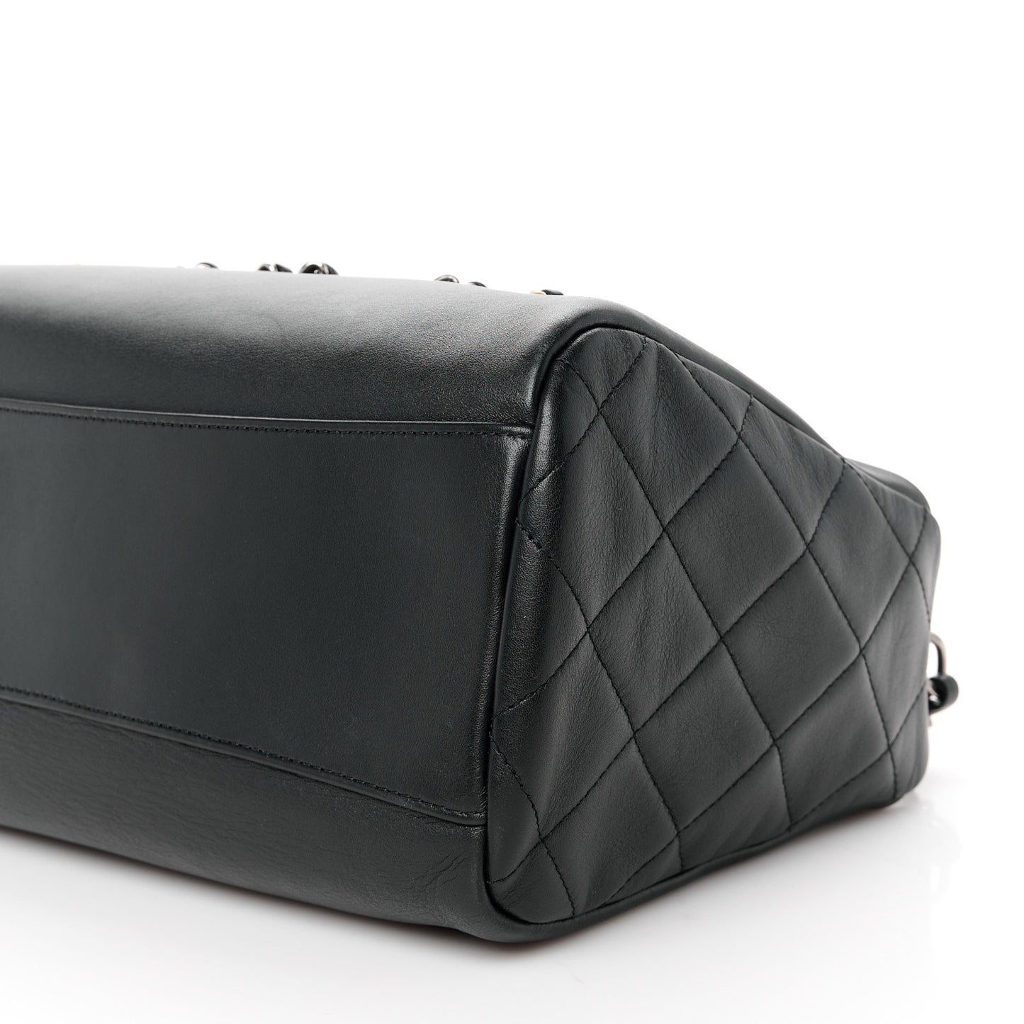 Calfskin Chain 20s Signature Hobo Black