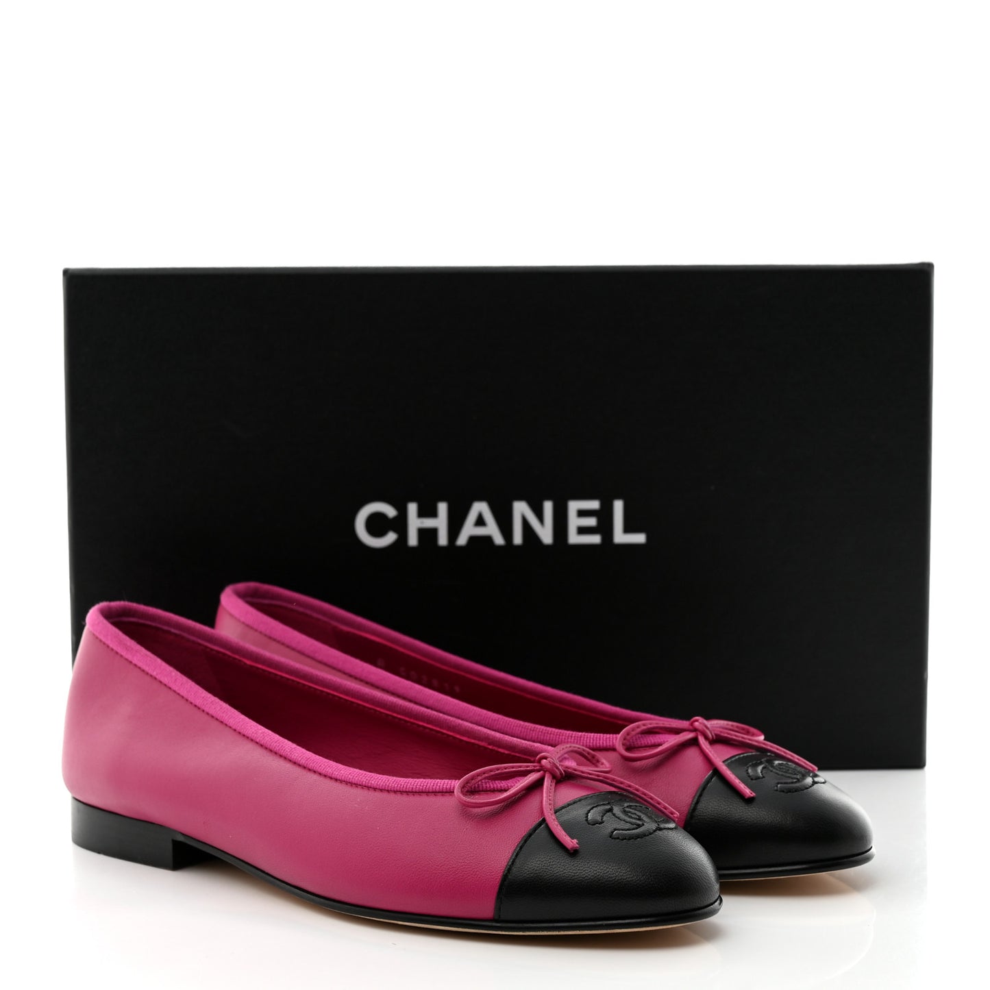 Lambskin Cap Toe CC Ballerina Flats 36.5 Fuchsia Black