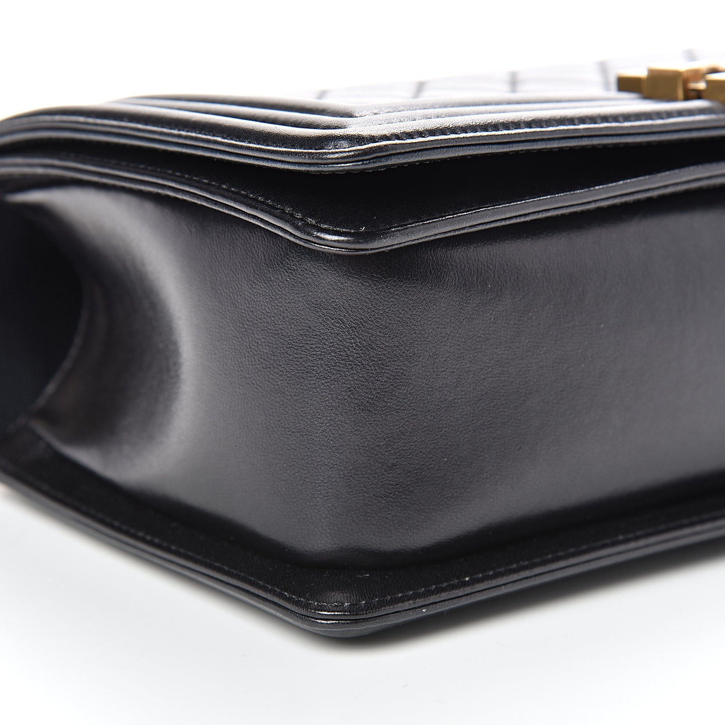 Lambskin Quilted Medium Boy Flap Black