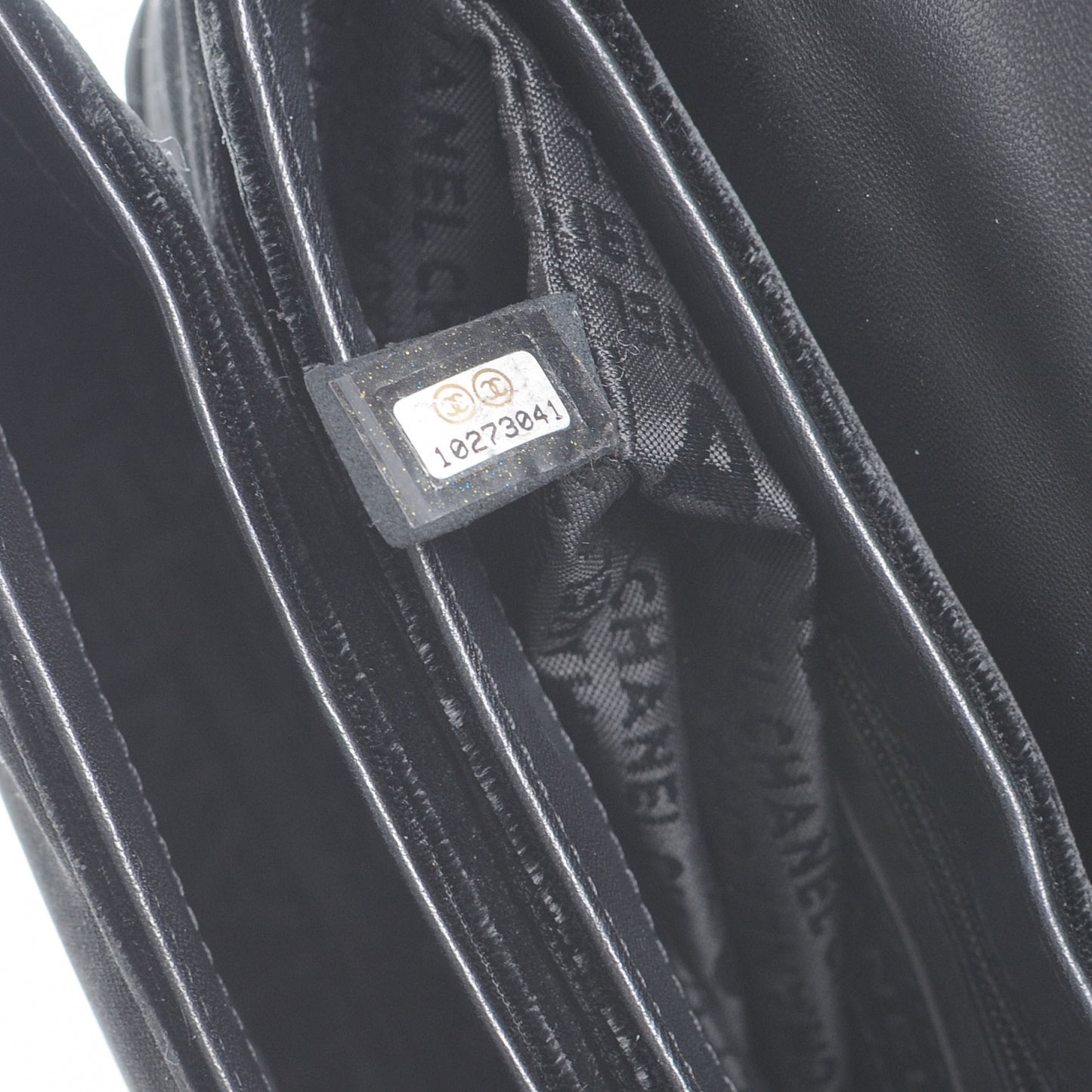 Velvet Precious Symbols Flap Black