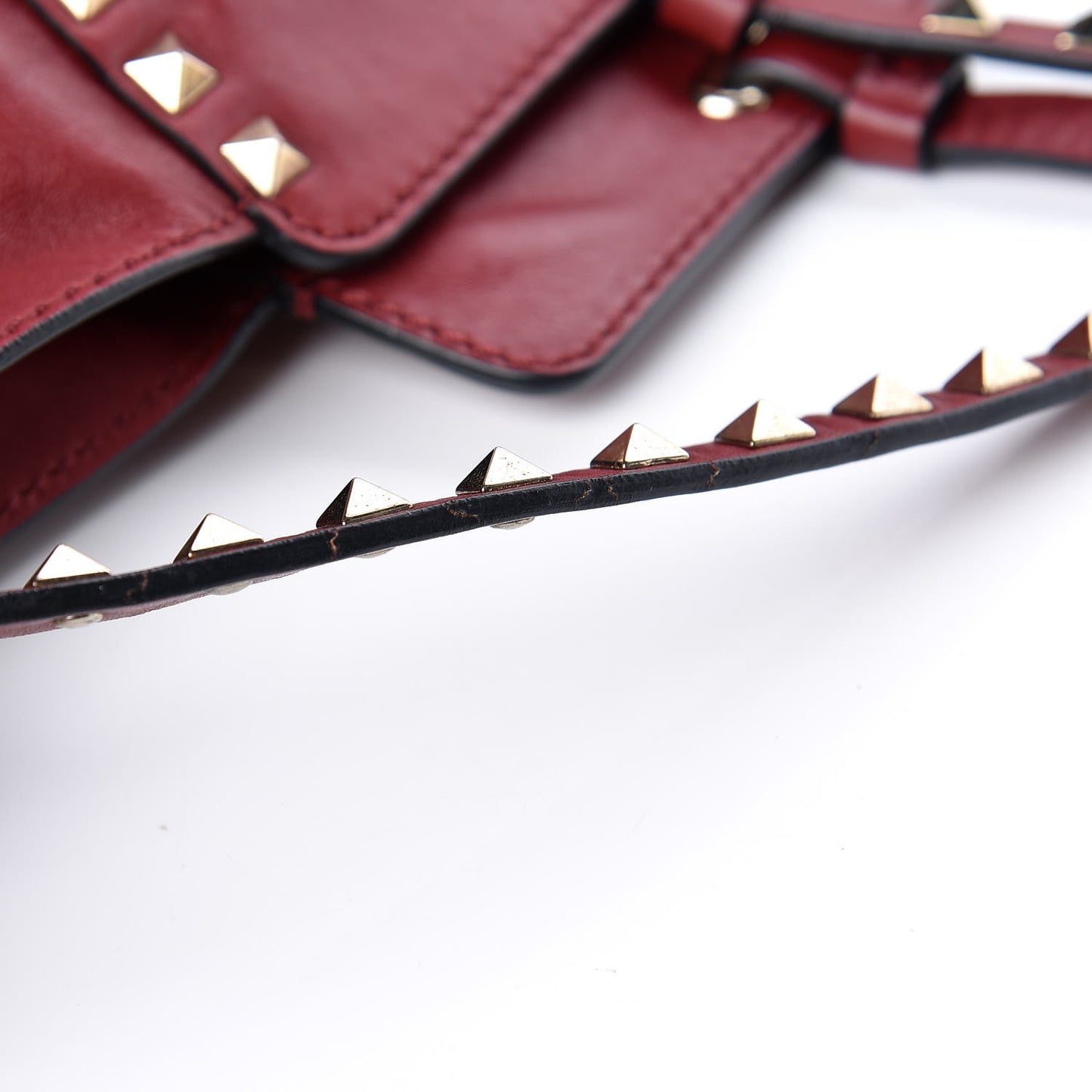 Vitello Medium Rockstud Tote Dark Red