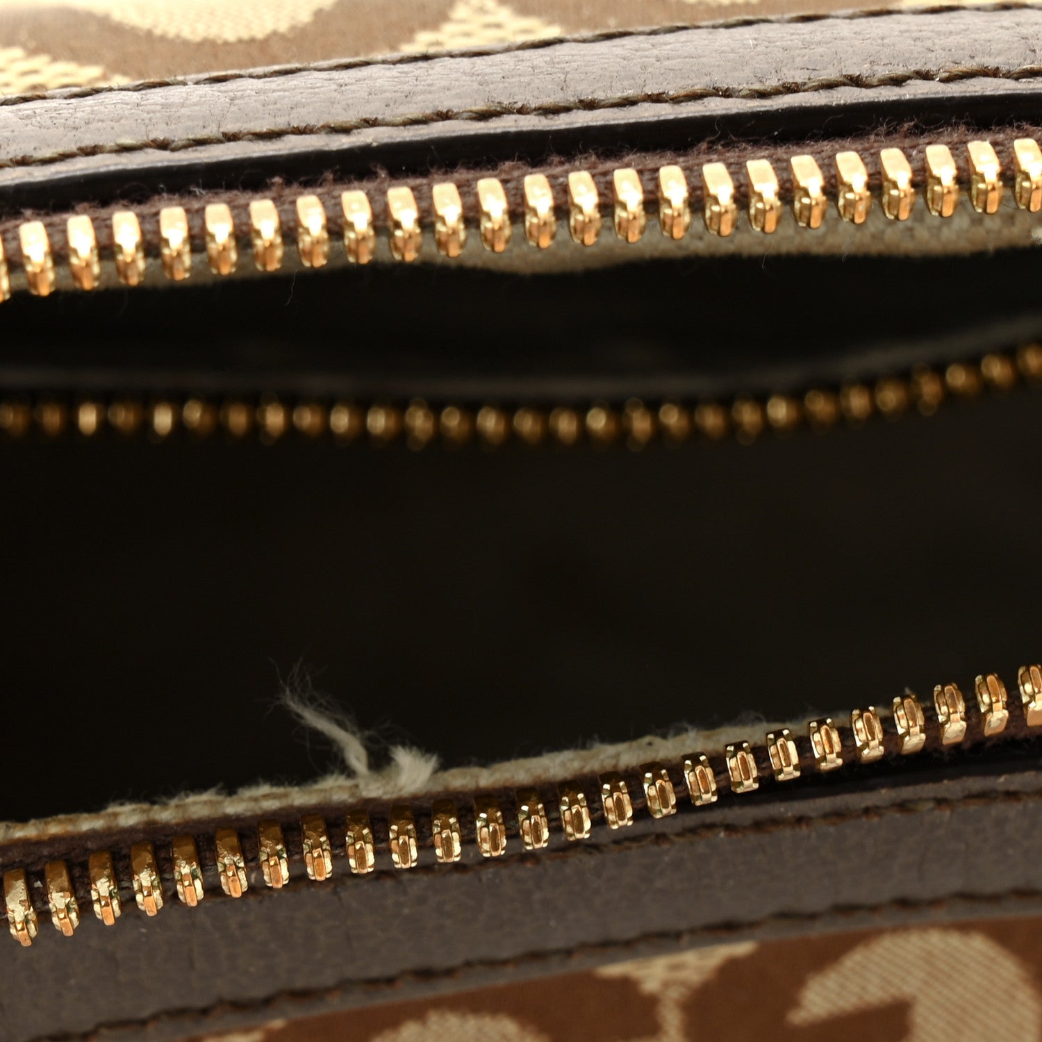 Gucci Monogram Jumbo GG Textured Dollar Calfskin Web Messenger Shoulder Bag Camel Ebony New Acero 13 of 14