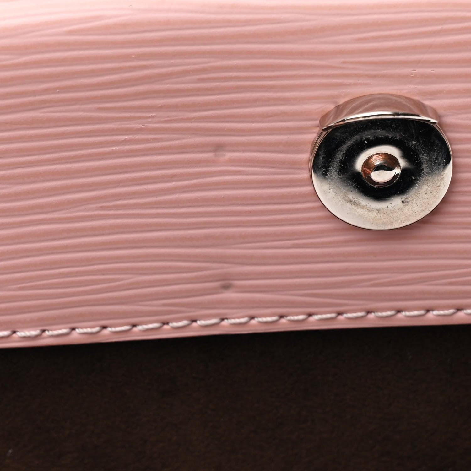 Louis Vuitton Epi Cluny BB Rose Ballerine 15 of 16