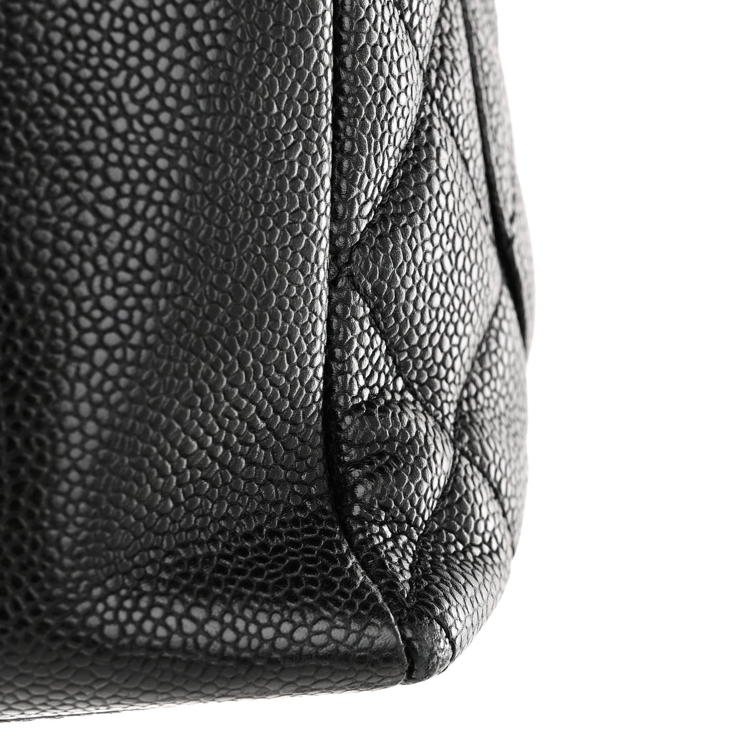 Caviar Quilted Petit Shopping Tote PST Black