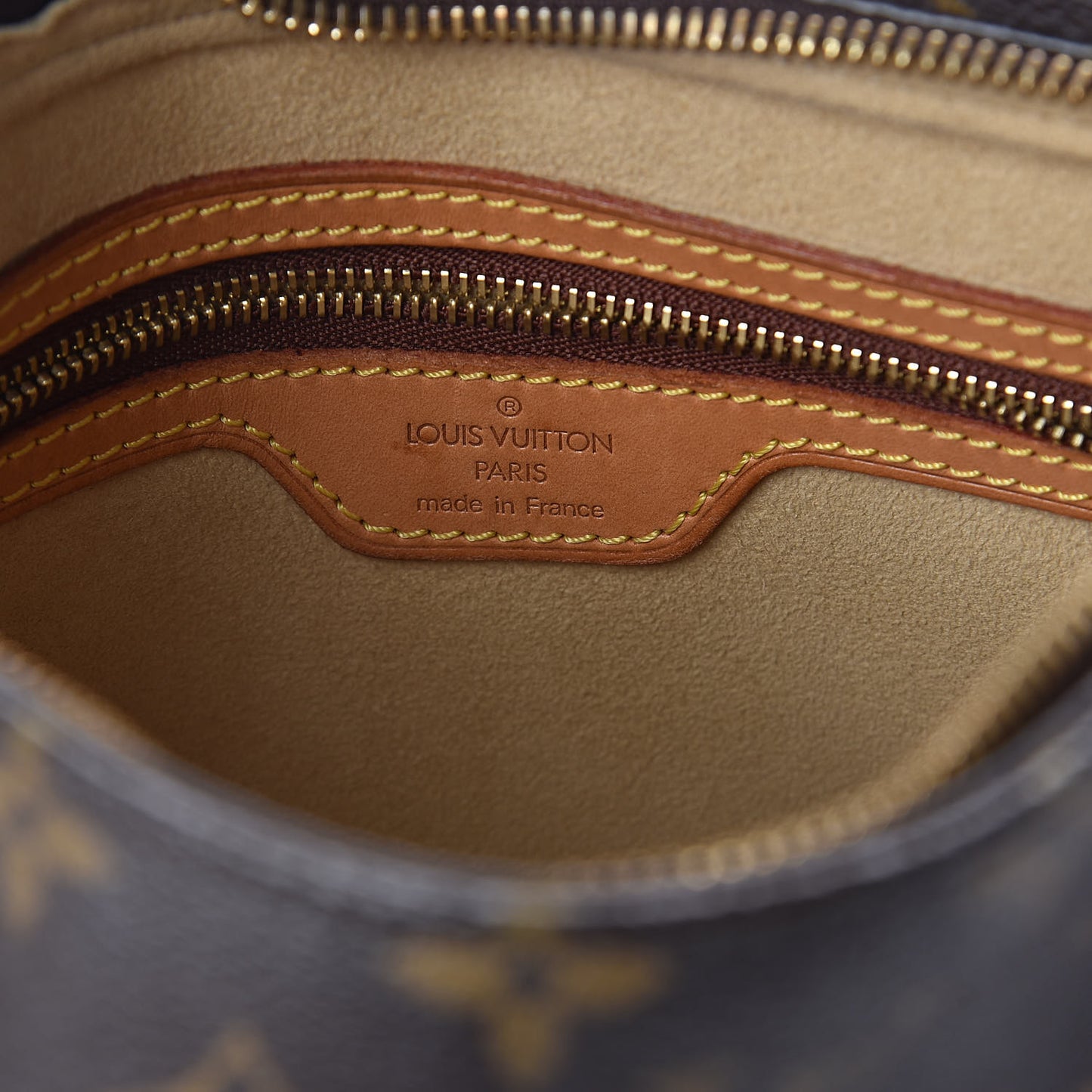 Monogram Looping MM