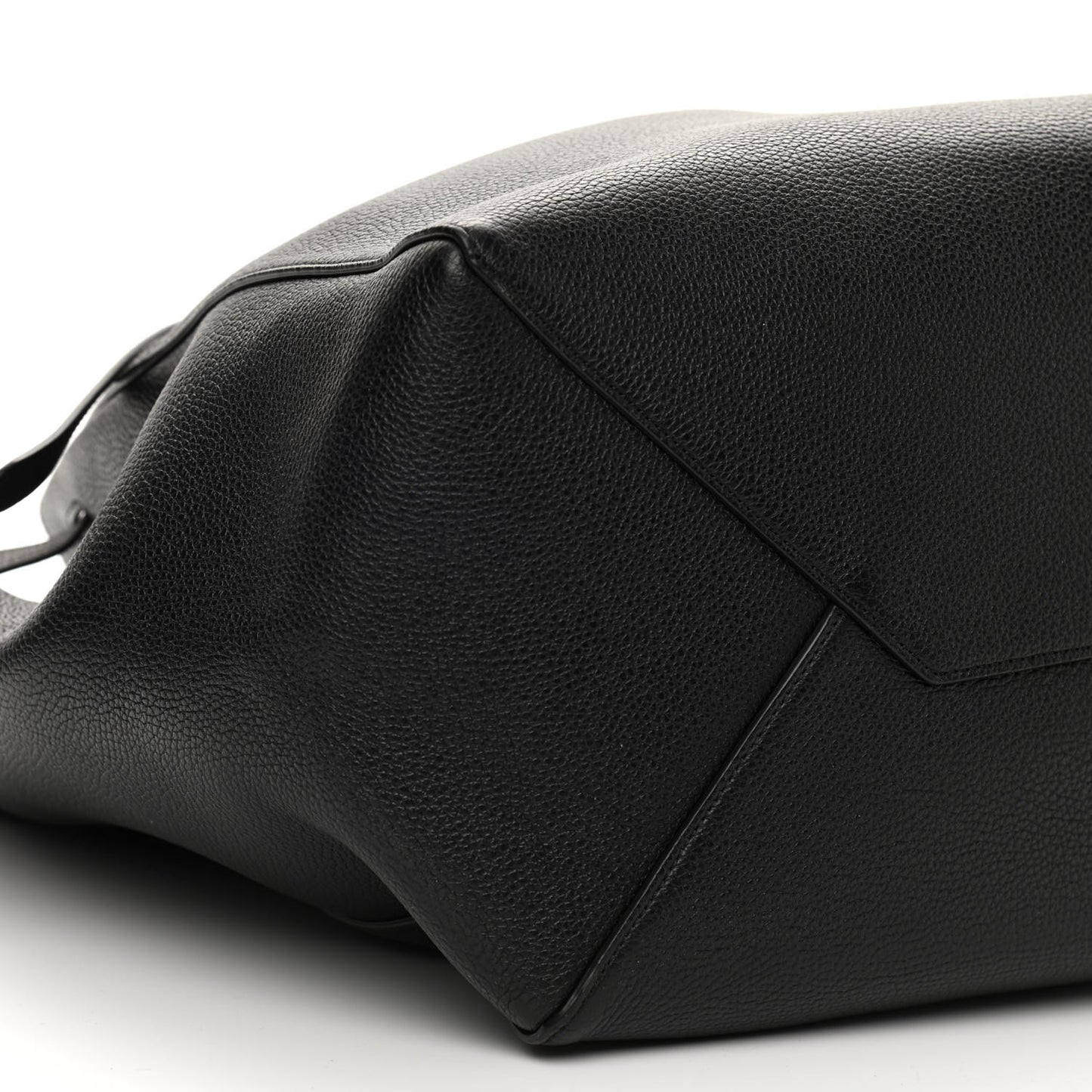 Soft Grained Calfskin Small Belt Cabas Phantom Black