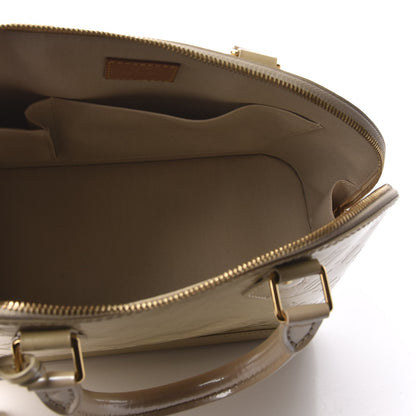 Louis Vuitton Vernis Alma PM Blanc Corail 7 of 9