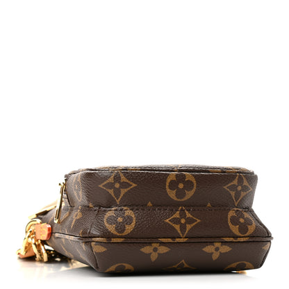 Louis Vuitton Monogram Utility Phone Sleeve 4 of 9