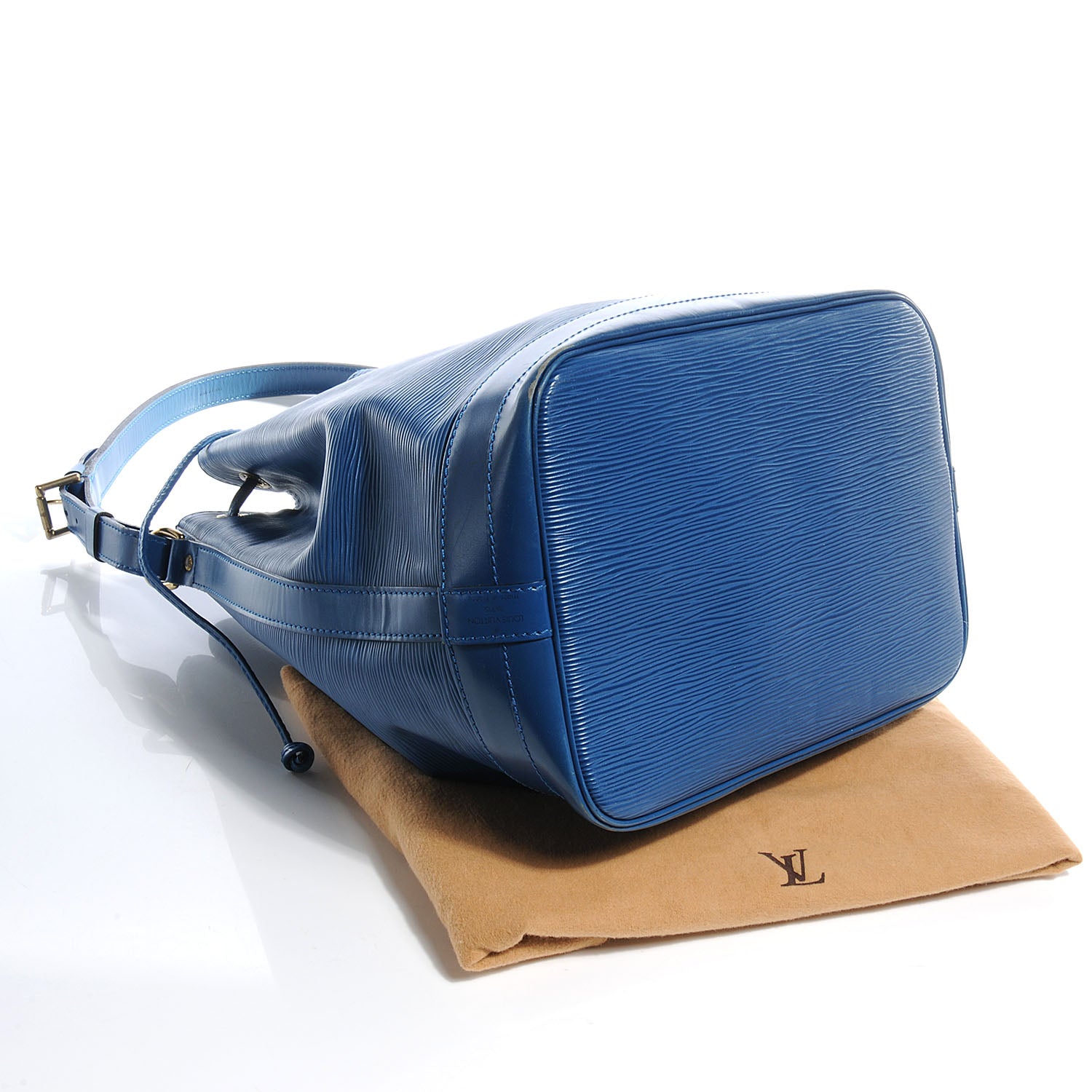 Louis Vuitton Epi Noe Toledo 4 of 8
