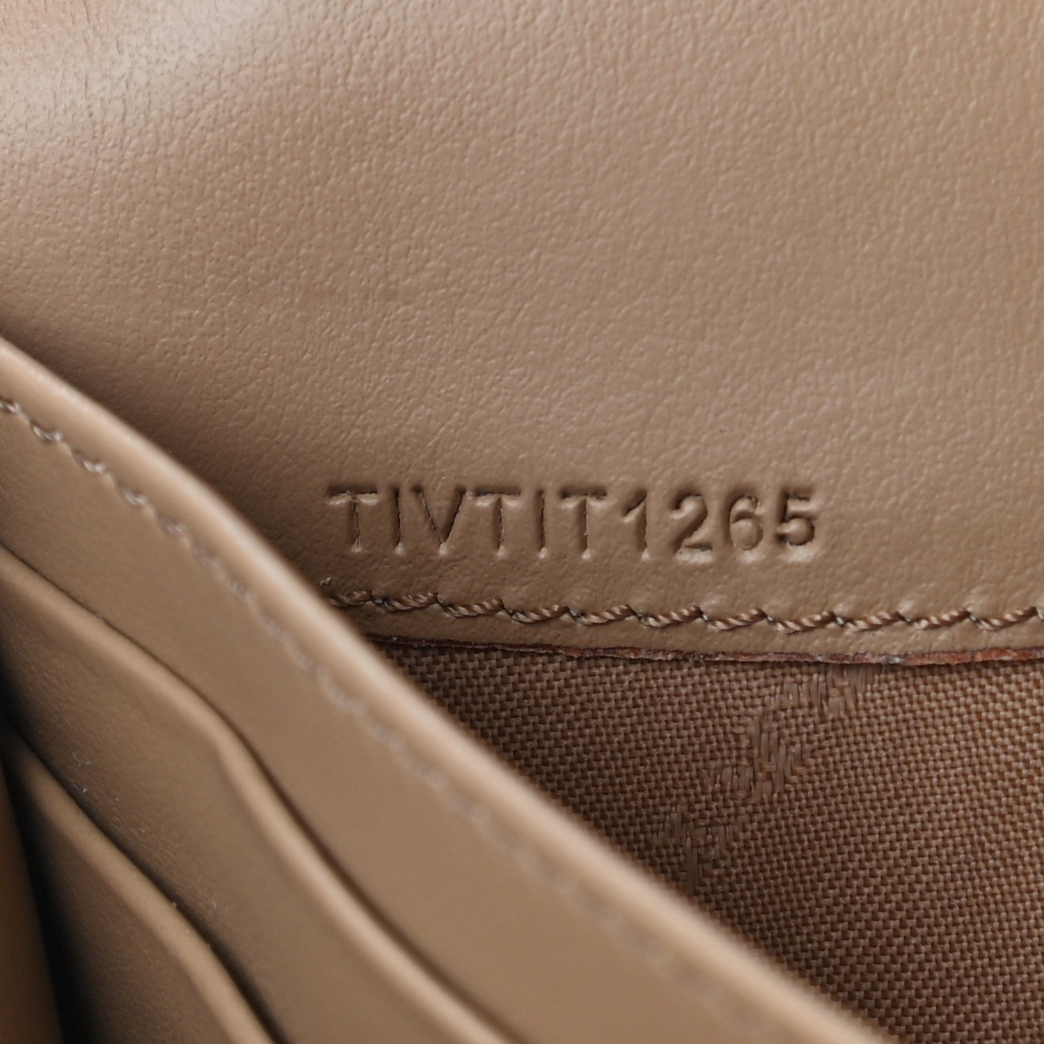 Burberry Haymarket Check Halton Wallet Tan 8 of 10