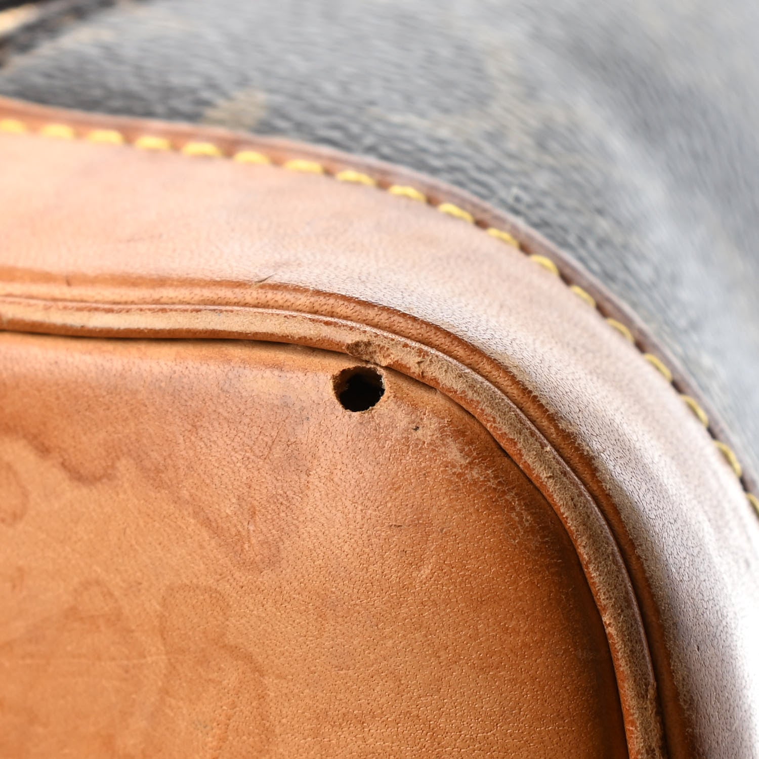 Louis Vuitton Monogram Alma PM 5 of 5