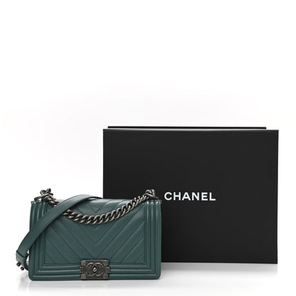 Chanel Caviar Chevron Quilted Medium Boy Flap Green 11 of 11