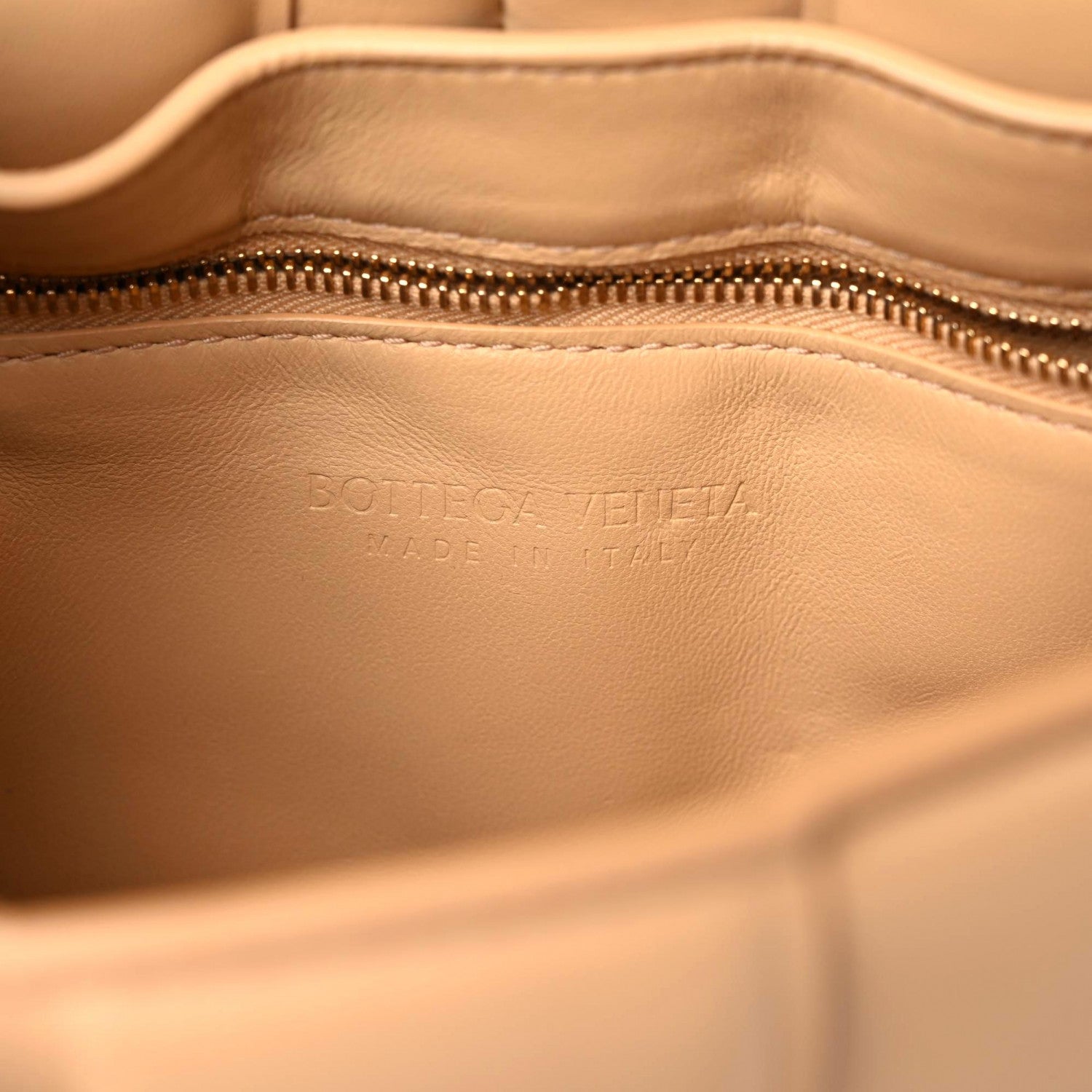 Bottega Veneta Nappa Maxi Intreccio Padded Cassette Crossbody Bag Porridge 15 of 17