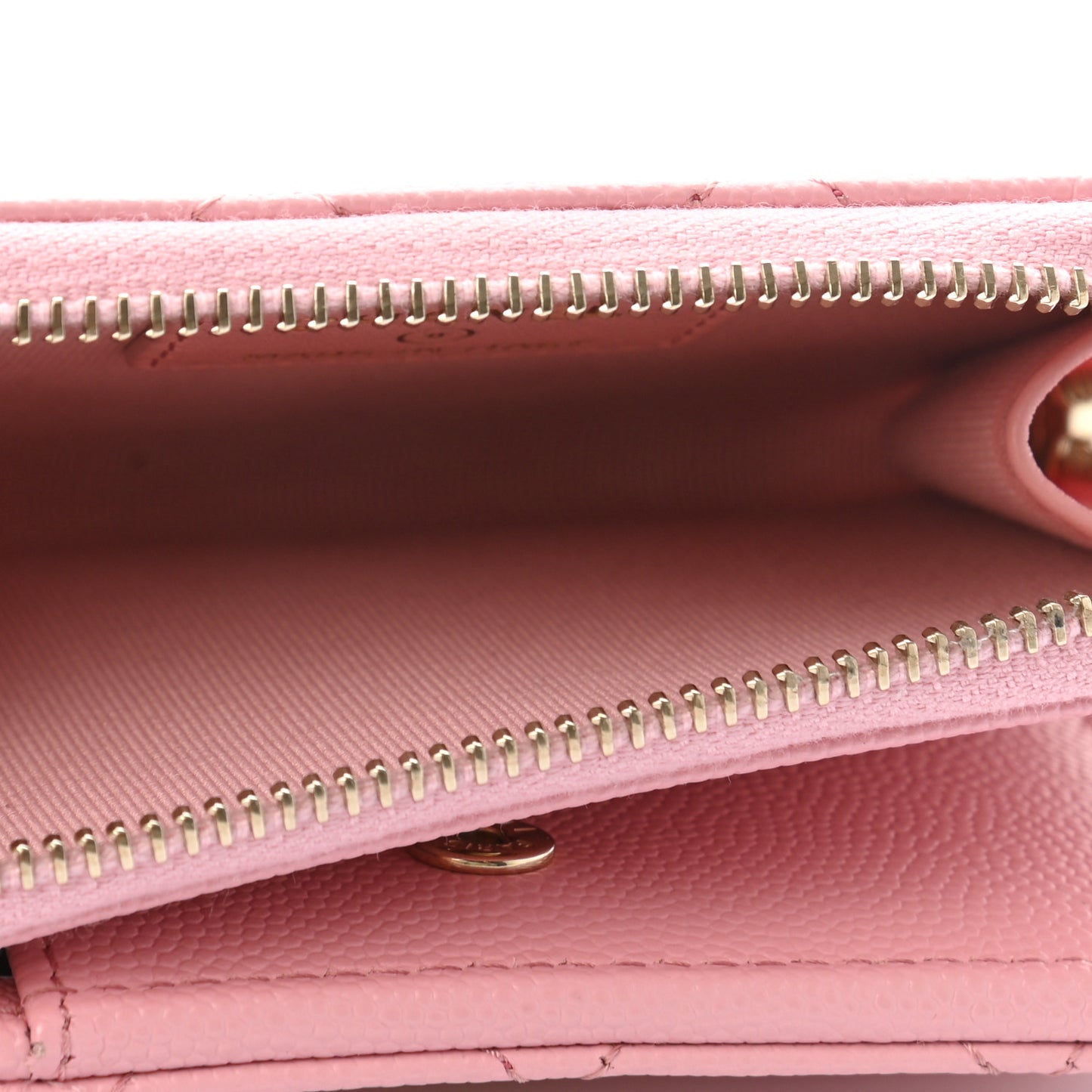 Caviar Quilted Compact Zipped Wallet Pink