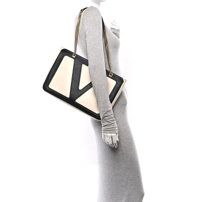 Valentino Garavani Nappa Medium Viva Superstar Shopping Tote Butter Black 2 of 10