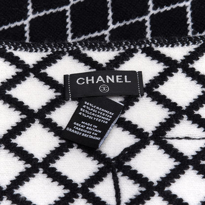 Chanel Cashmere CC Pocket Scarf Black White 4 of 4