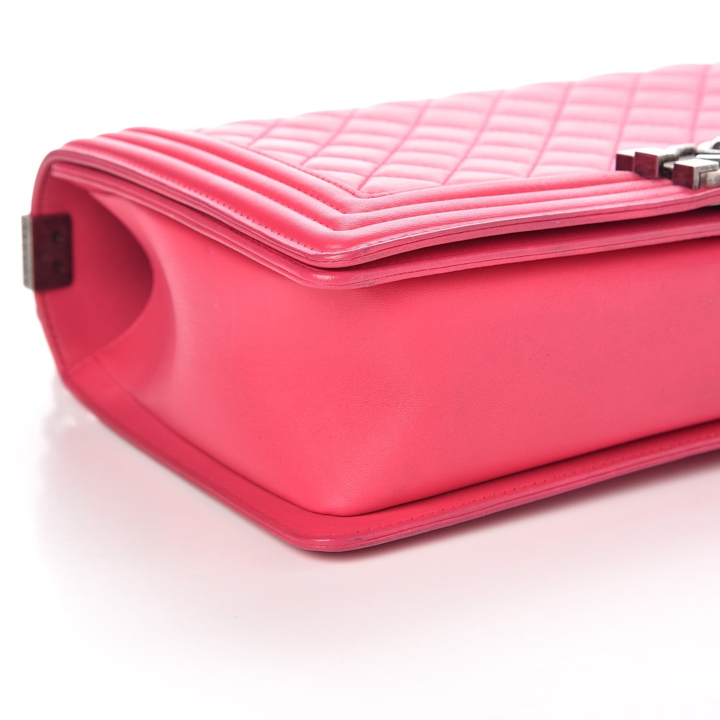 Lambskin Quilted New Medium Boy Flap Pink