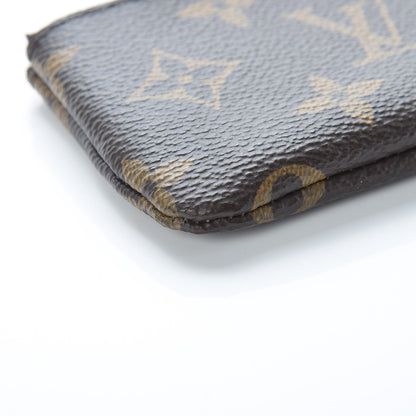 Louis Vuitton Monogram Key Pouch 7 of 9
