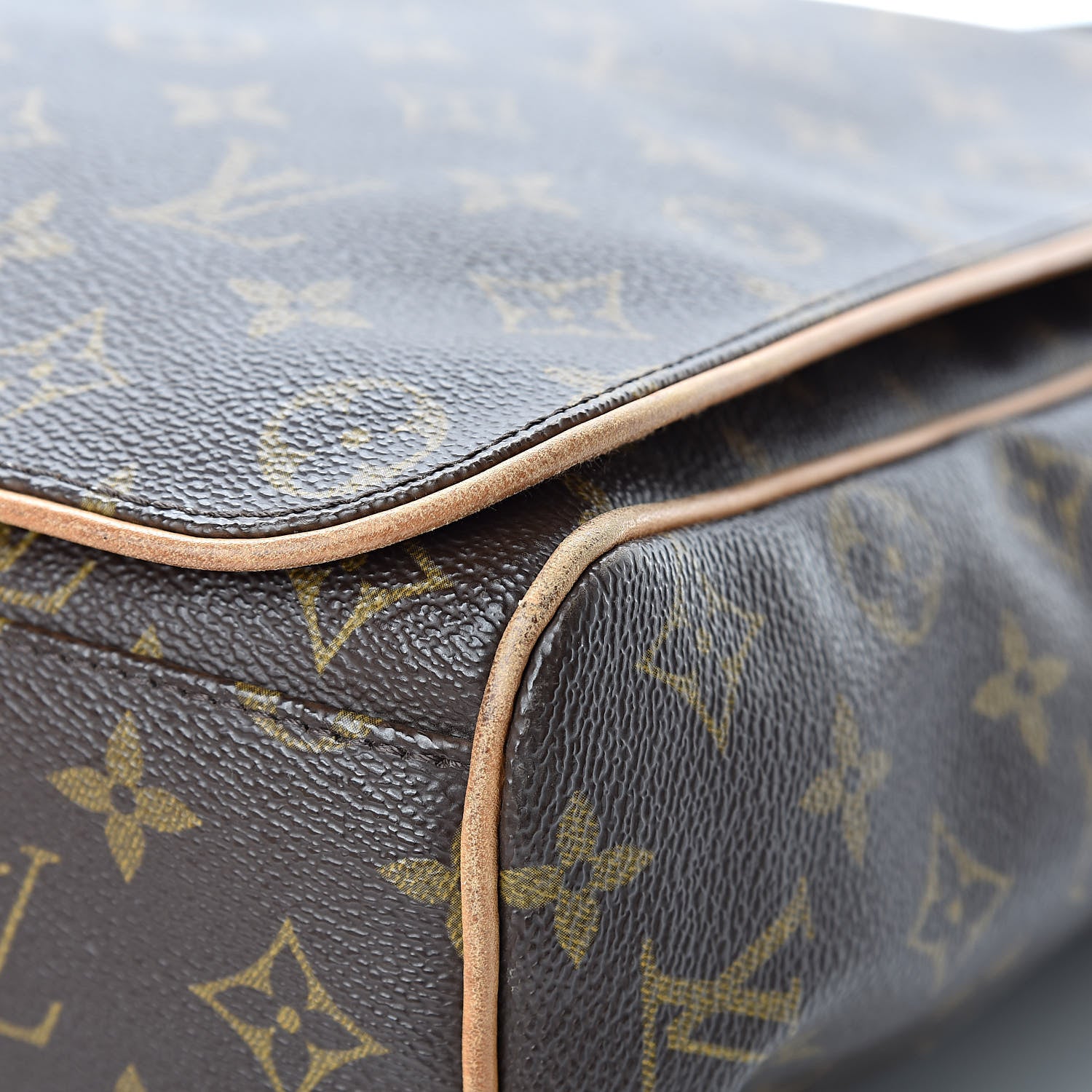Louis Vuitton Monogram Abbesses Messenger Bag 10 of 15