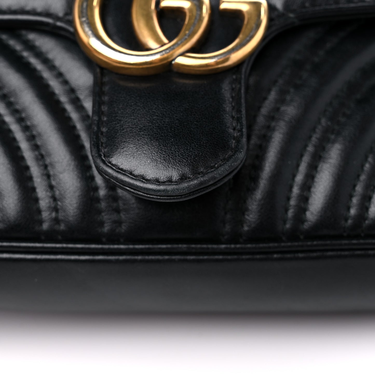 Calfskin Matelasse Mini GG Marmont Shoulder Bag Black