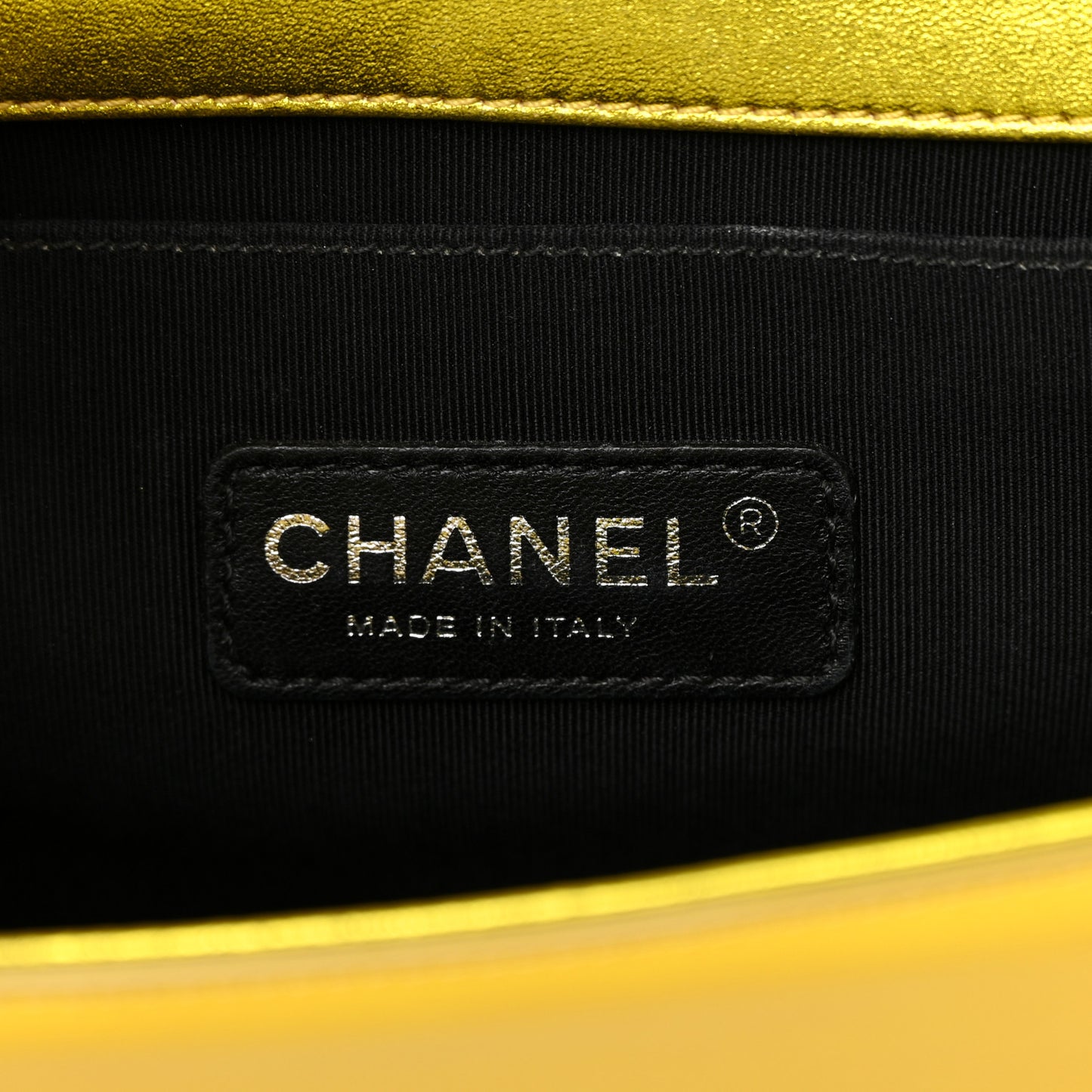 Metallic Patent Calfskin Quilted Medium Boy Flap Gold