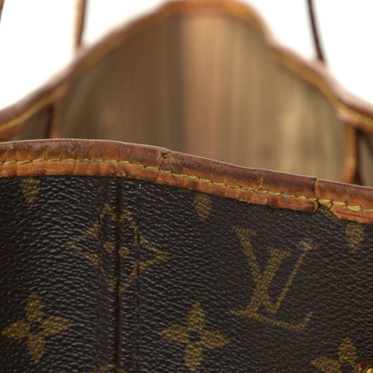 Louis Vuitton Monogram Neverfull MM 17 of 19