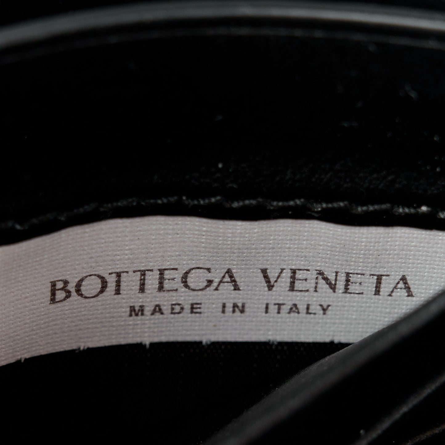 Nappa Intrecciato Long Andiamo Top Handle Clutch Black