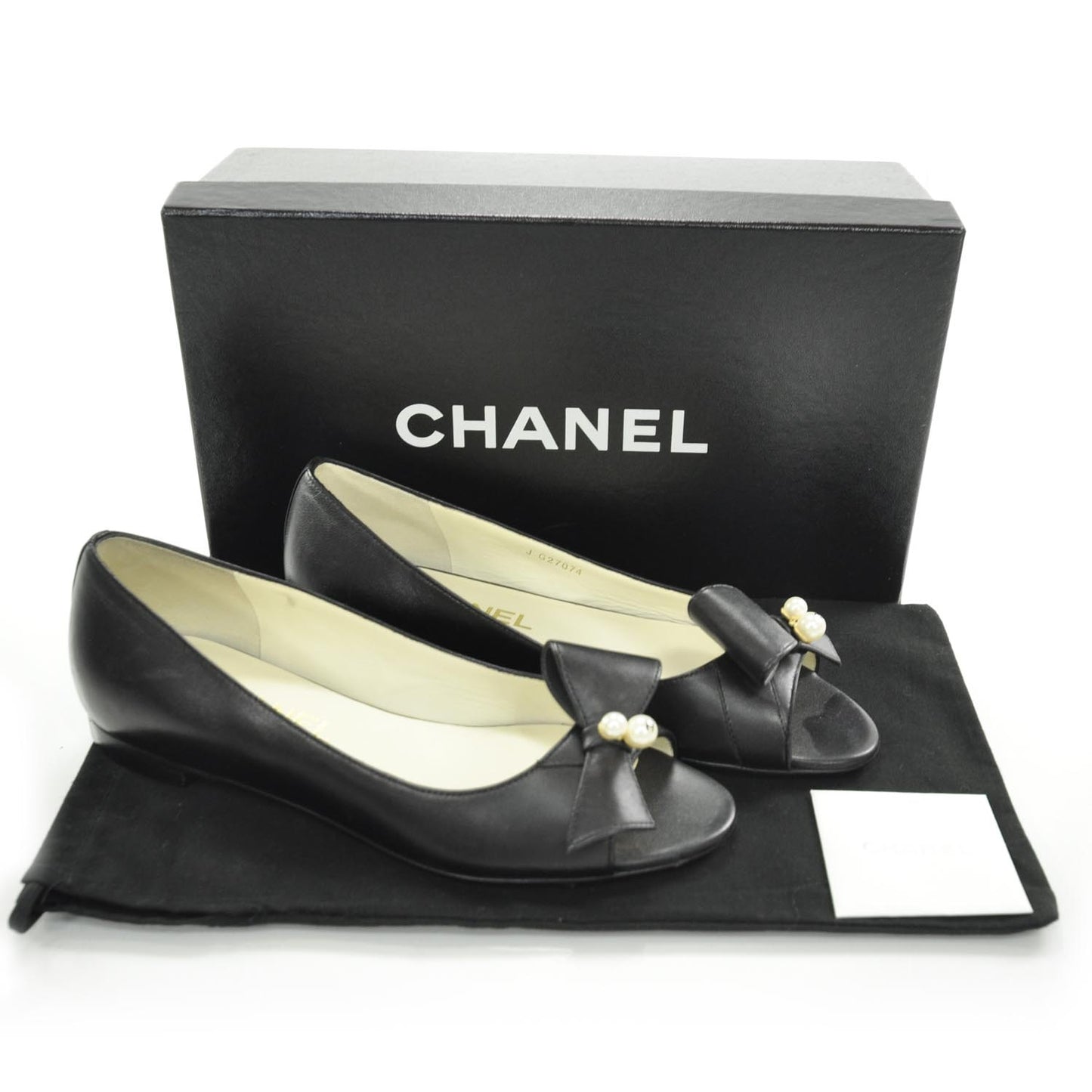 Leather Pearl Bow Flats 36 Black