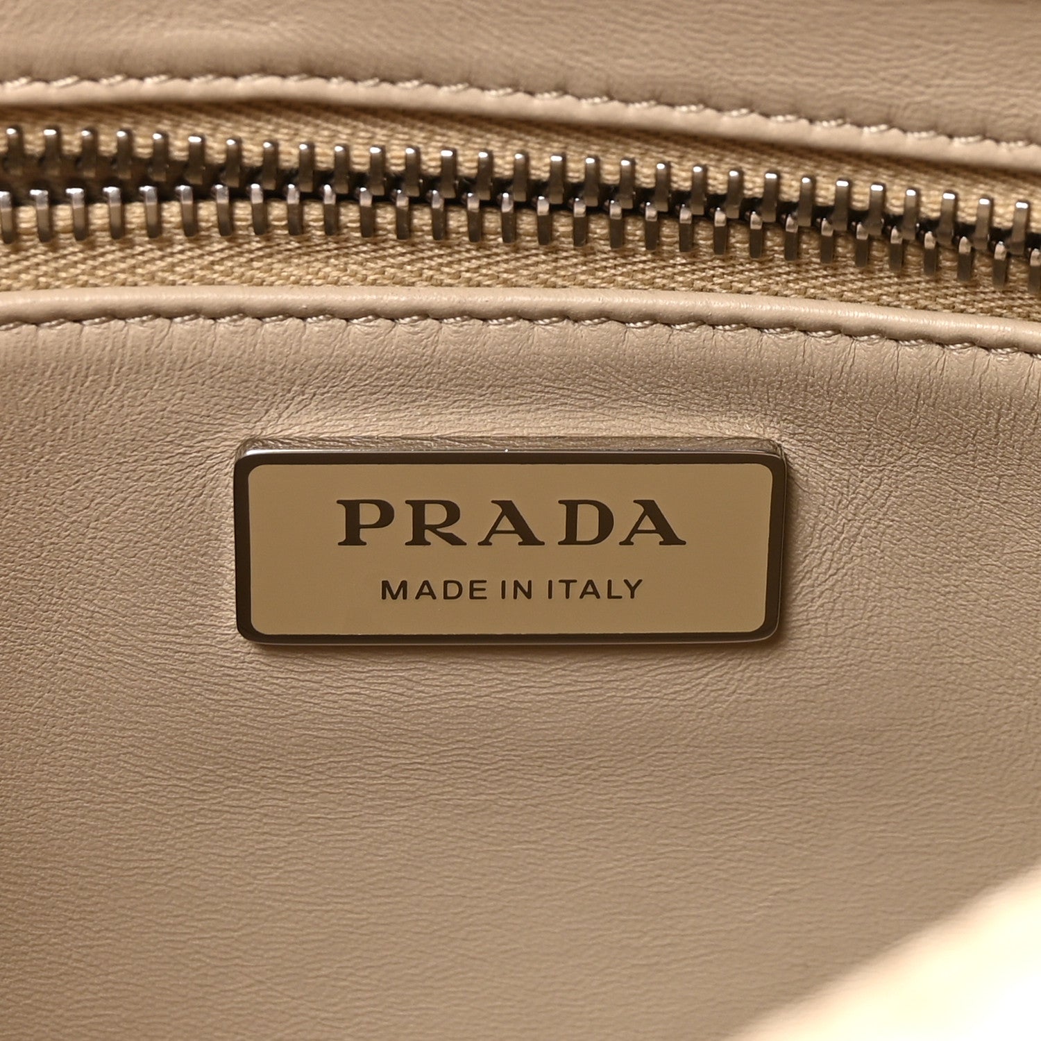 Prada Nappa Antique Medium Re-Edition 2001 Two Handle Bag Deserto 6 of 9