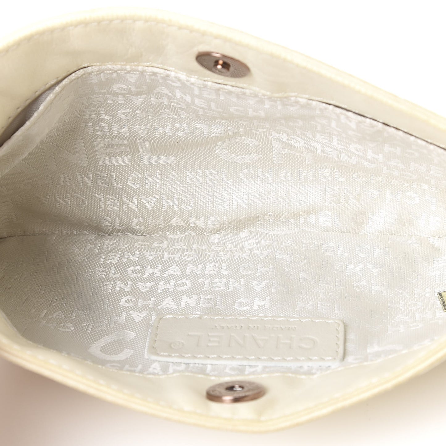 Lambskin Camellia Embossed Pochette White