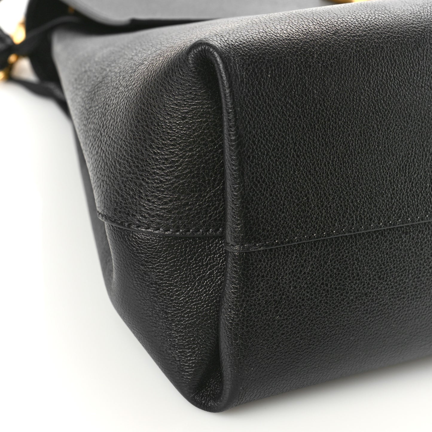 Pebbled Calfskin Large VRing Chain Shoulder Bag Black