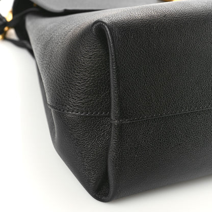 Valentino Garavani Pebbled Calfskin Large VRing Chain Shoulder Bag Black 7 of 8