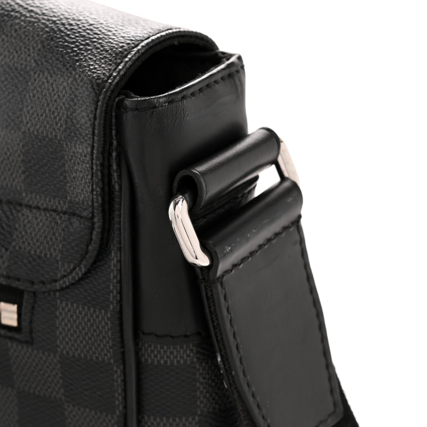 Damier Graphite District GM