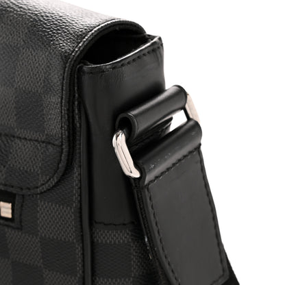 Louis Vuitton Damier Graphite District GM 13 of 14