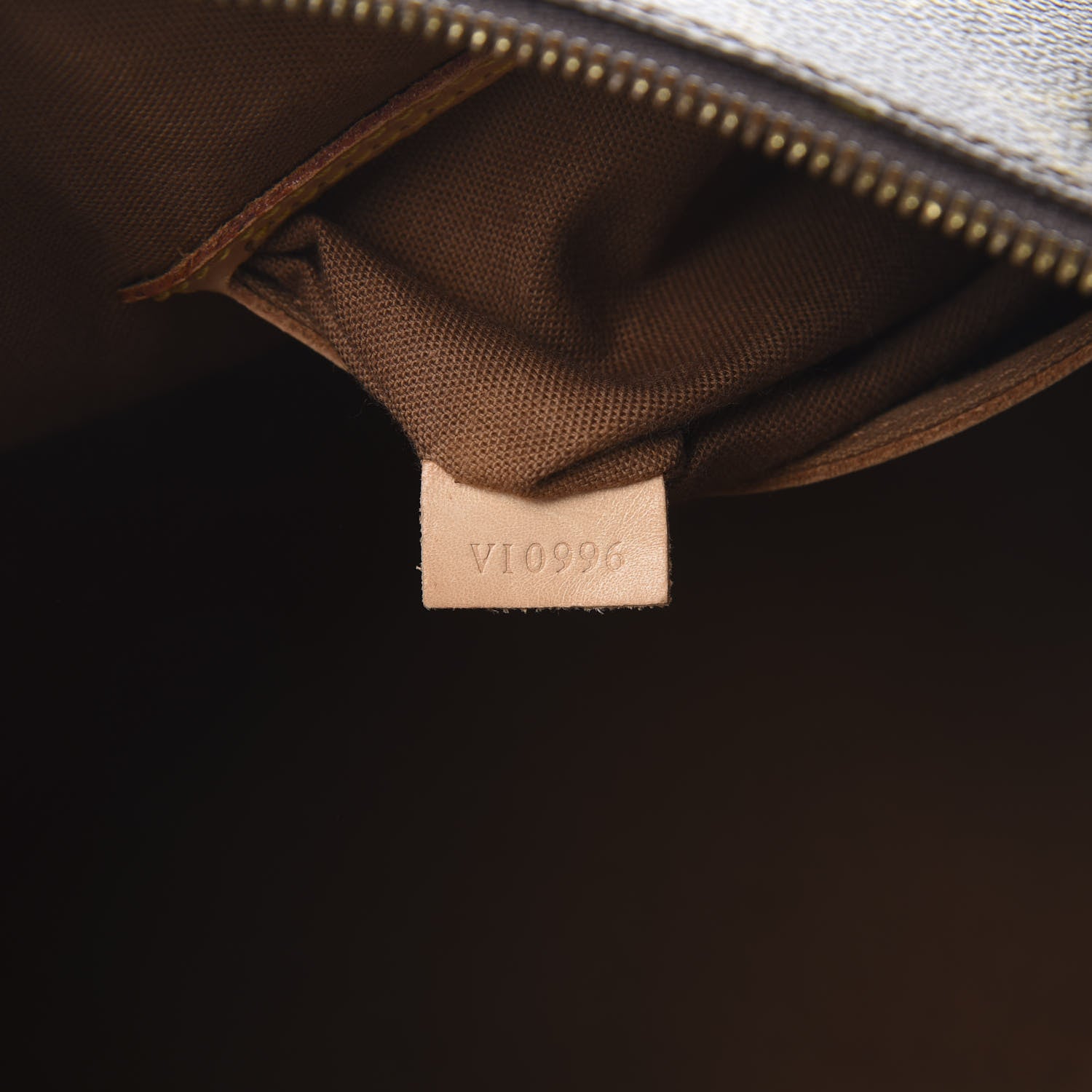 Louis Vuitton Monogram Alma PM 6 of 19