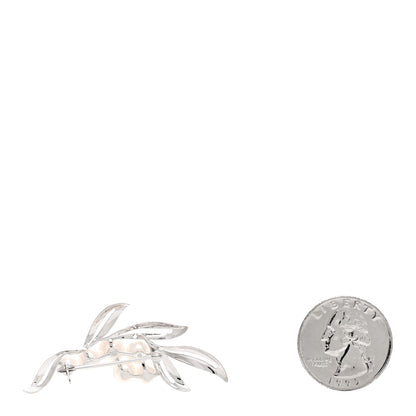 Mikimoto 18K White Gold Akoya Pearl 5-6.5mm Leaf Brooch 2 of 3