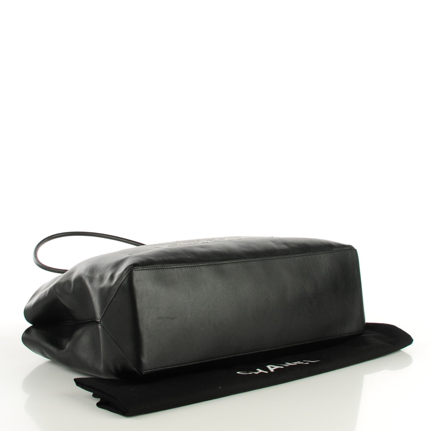 Calfskin Large Essential 31 Rue Cambon Tote Black