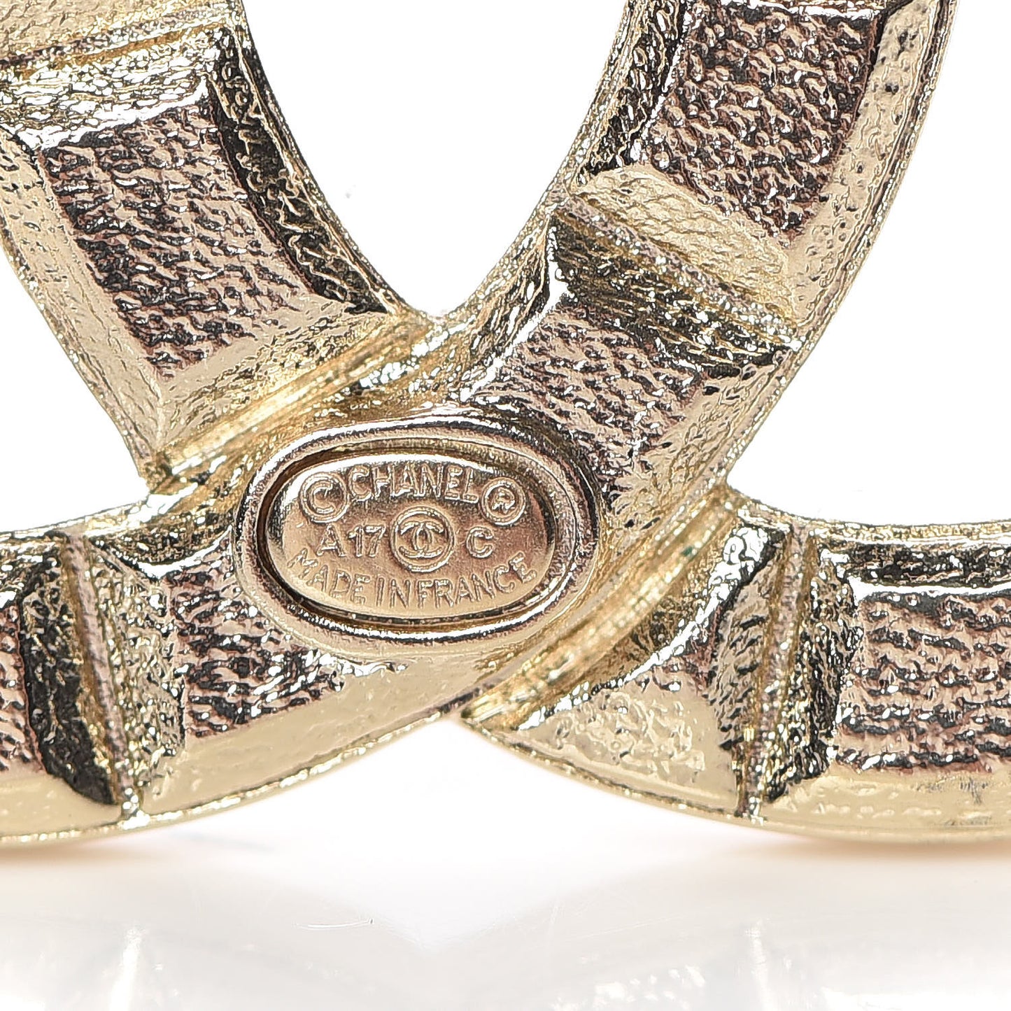 Studded CC Pin Brooch Gold