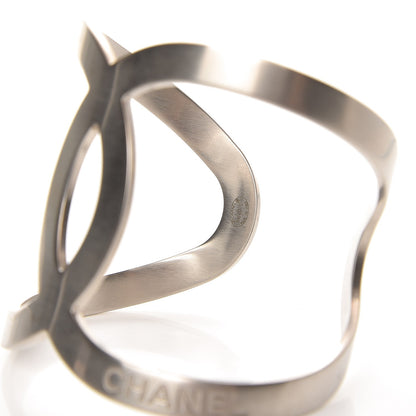 Chanel Metal CC Cuff Silver 5 of 5