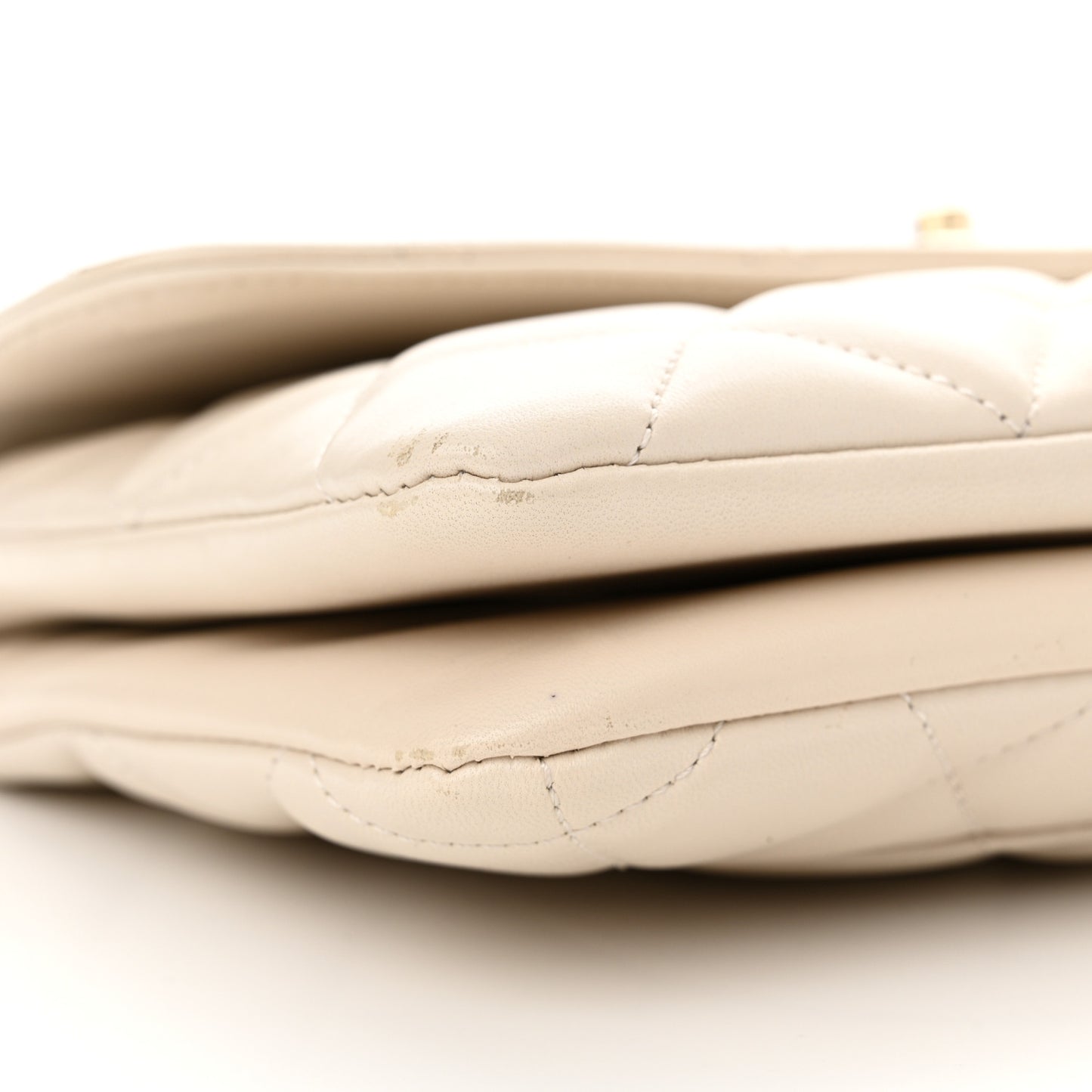 Lambskin Quilted Medium Trendy CC Flap White