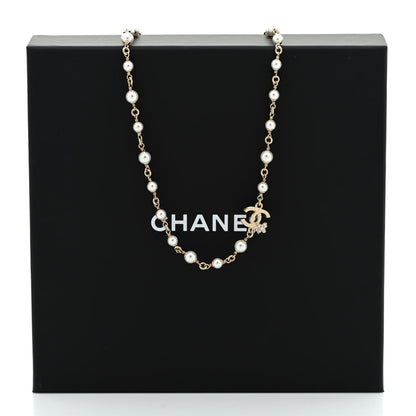 Chanel Pearl Crystal CC Flower Necklace Pearly White Light Gold 5 of 5