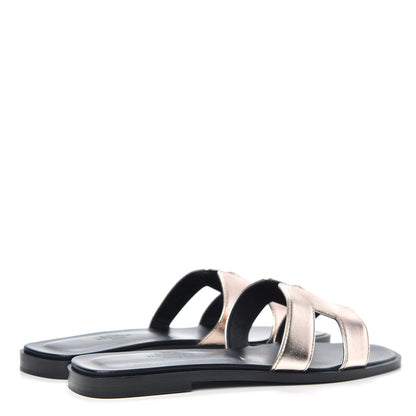 Hermes Metallic Nappa Oran Sandals 36.5 Or Vieilli 4 of 9
