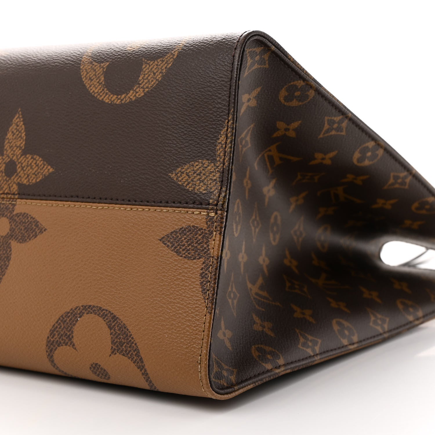 Louis Vuitton Reverse Monogram Giant Onthego GM 10 of 10