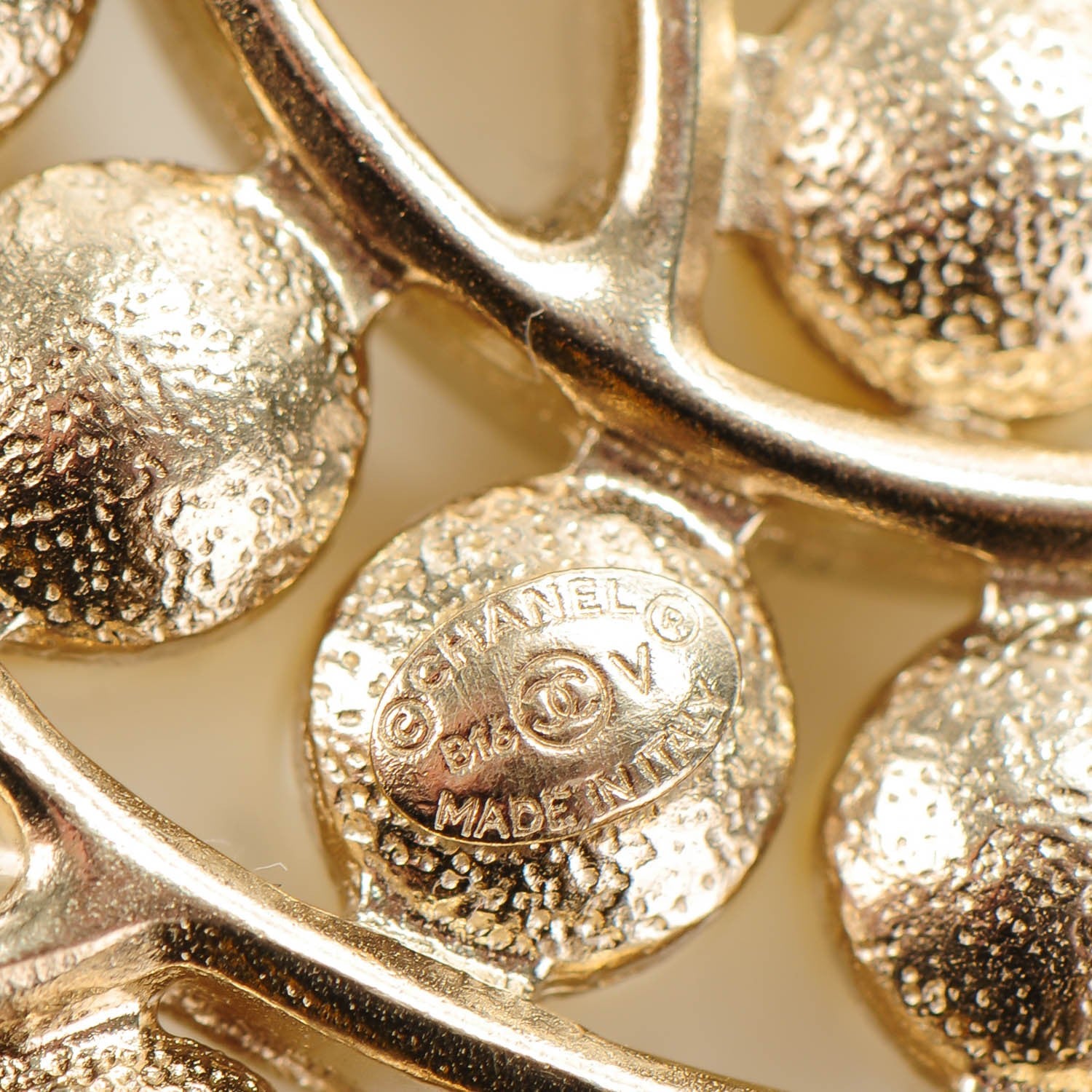 Chanel Pearl CC Brooch Pin Gold 5 of 6