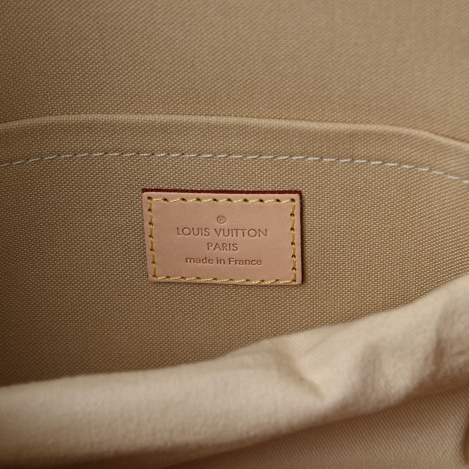 Louis Vuitton Damier Azur Favorite MM 7 of 7