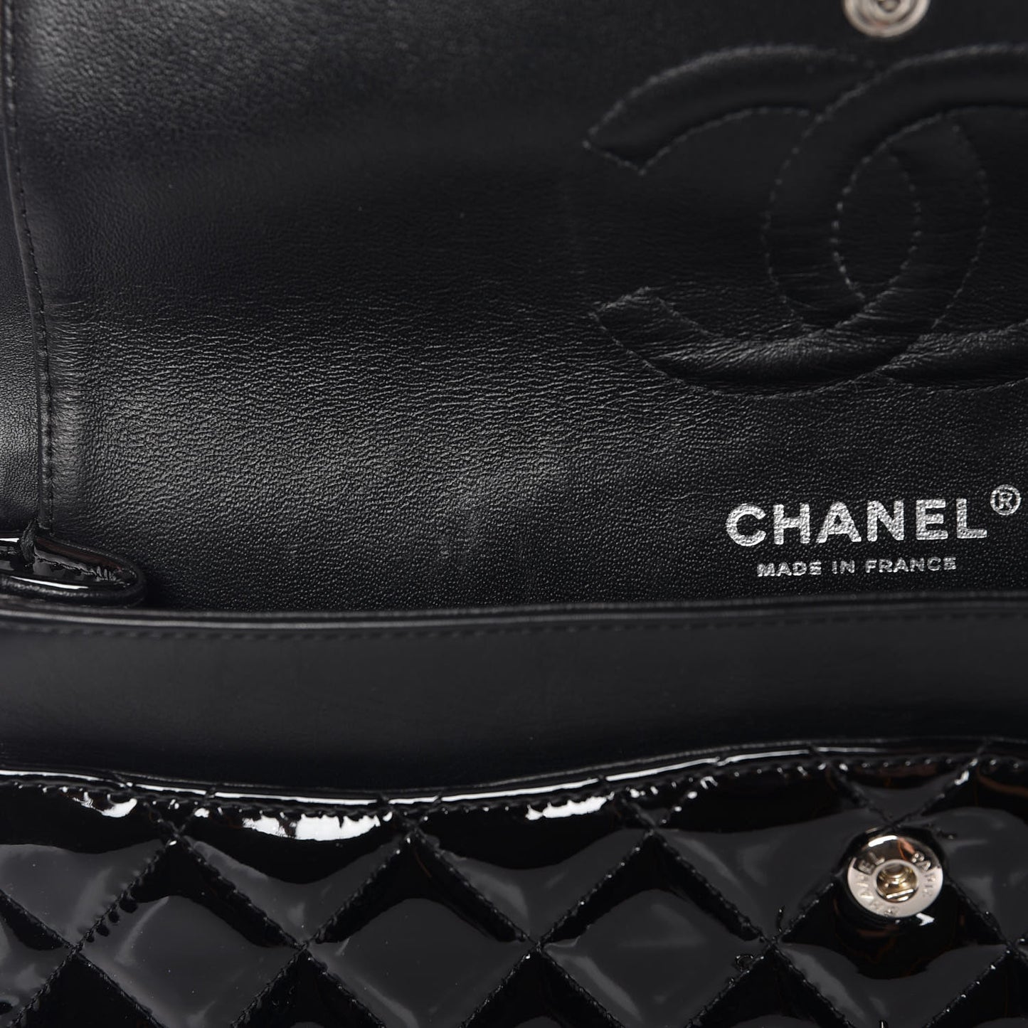 Patent Quilted Medium Double Flap Black