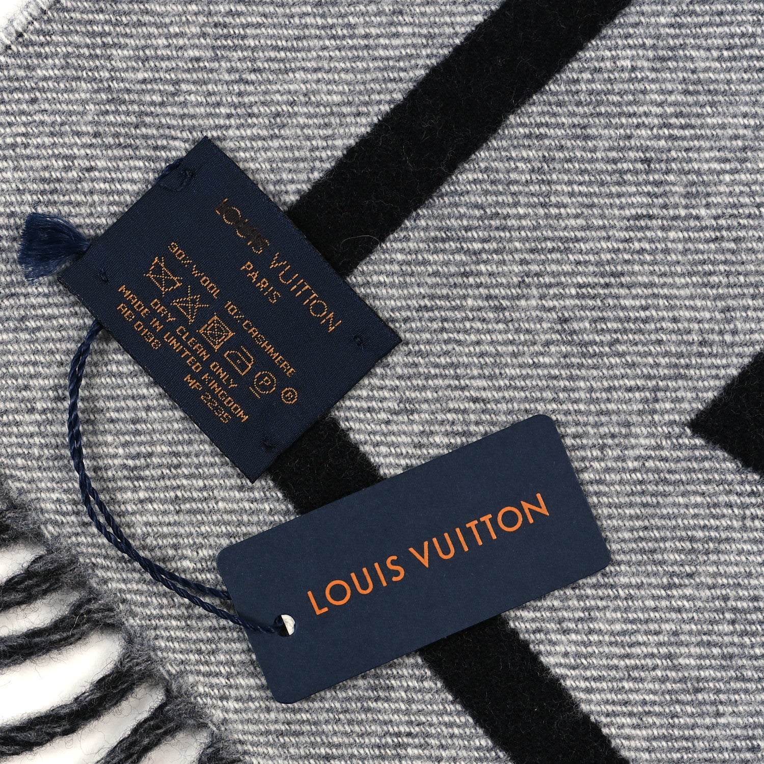 Louis Vuitton Wool Cashmere City Gravity Scarf Black 3 of 3