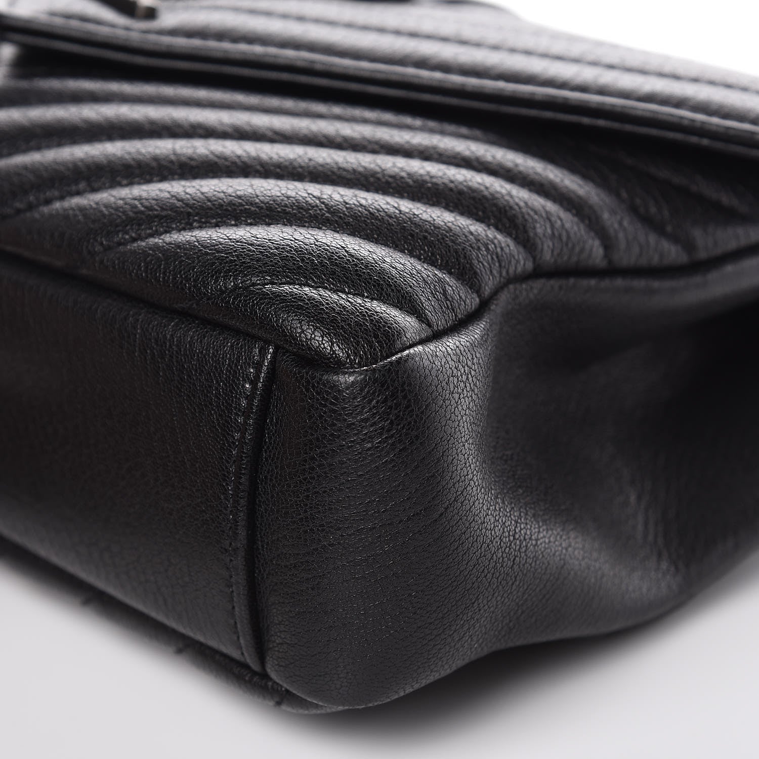 Saint Laurent Sheepskin Matelasse Chevron Monogram Medium College Bag Black 10 of 11
