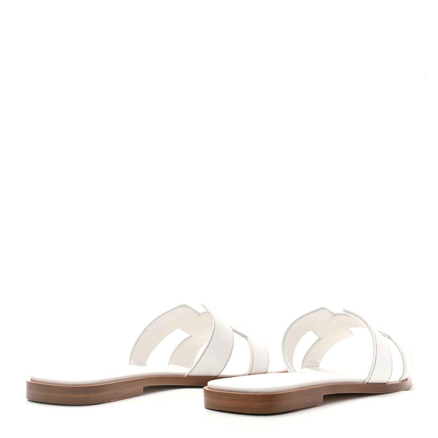 Box Calfskin Oran Sandals 37 White