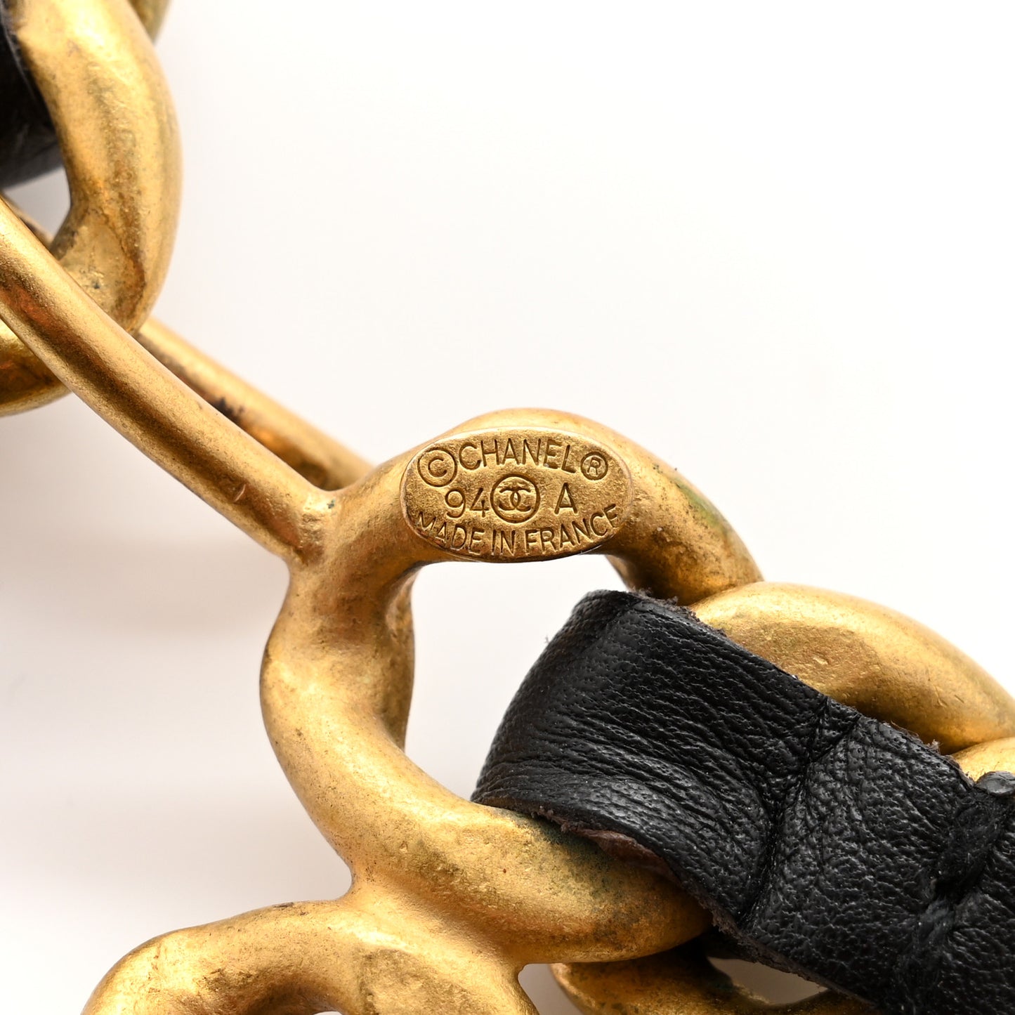Lambskin Chain CC Medallion Belt Black Gold